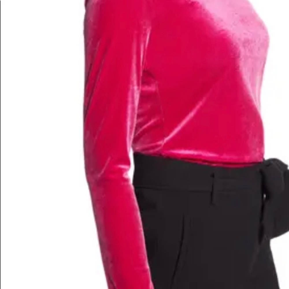 Halogen
Square Neck Velour Top - Picture 3 of 5